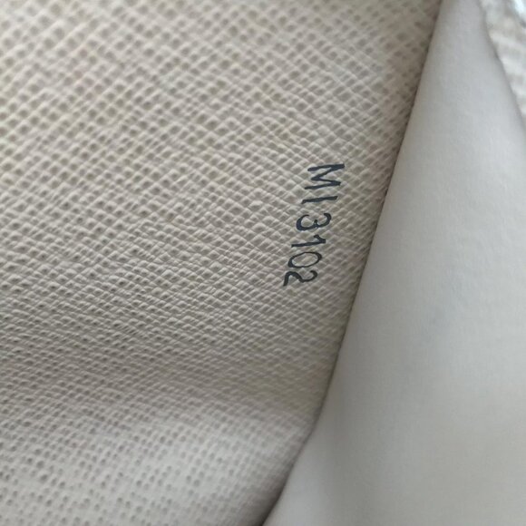 Louis Vuitton LV Wallet White Damier Azul Compact Zip Wallet ✅COA Included - Picture 13 of 16